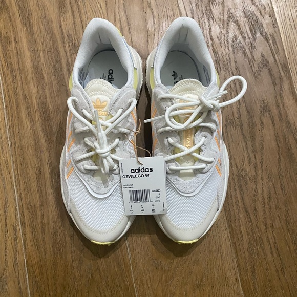 Adidas Ozweego shoes - Picture 6 of 6